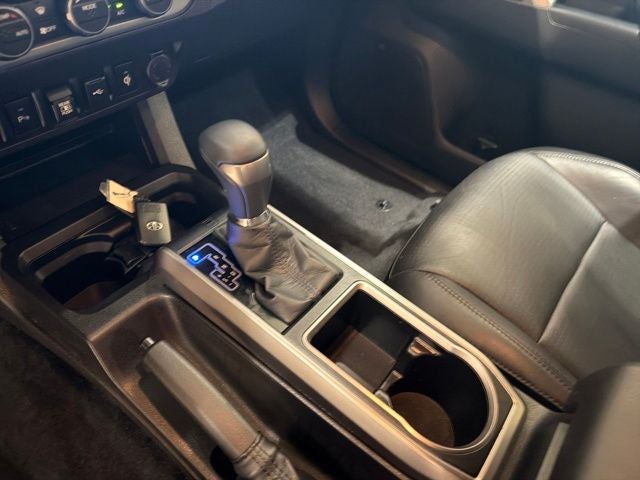 2023 Toyota Tacoma Limited V6