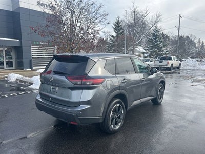 2025 Nissan Rogue SV