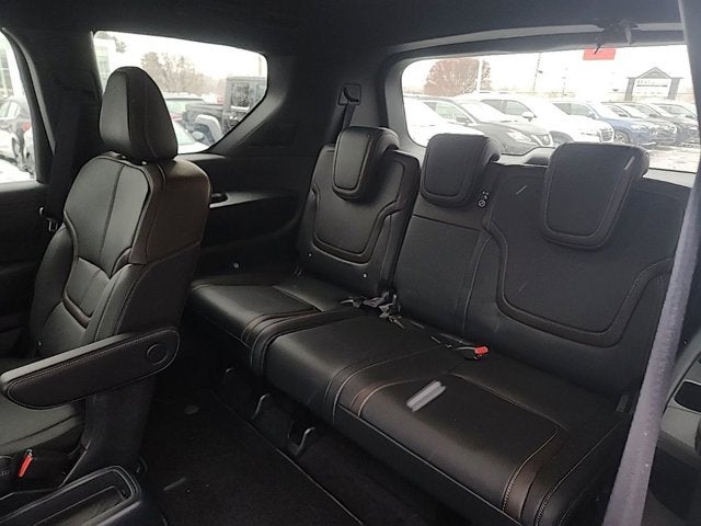 2025 Nissan Armada SL