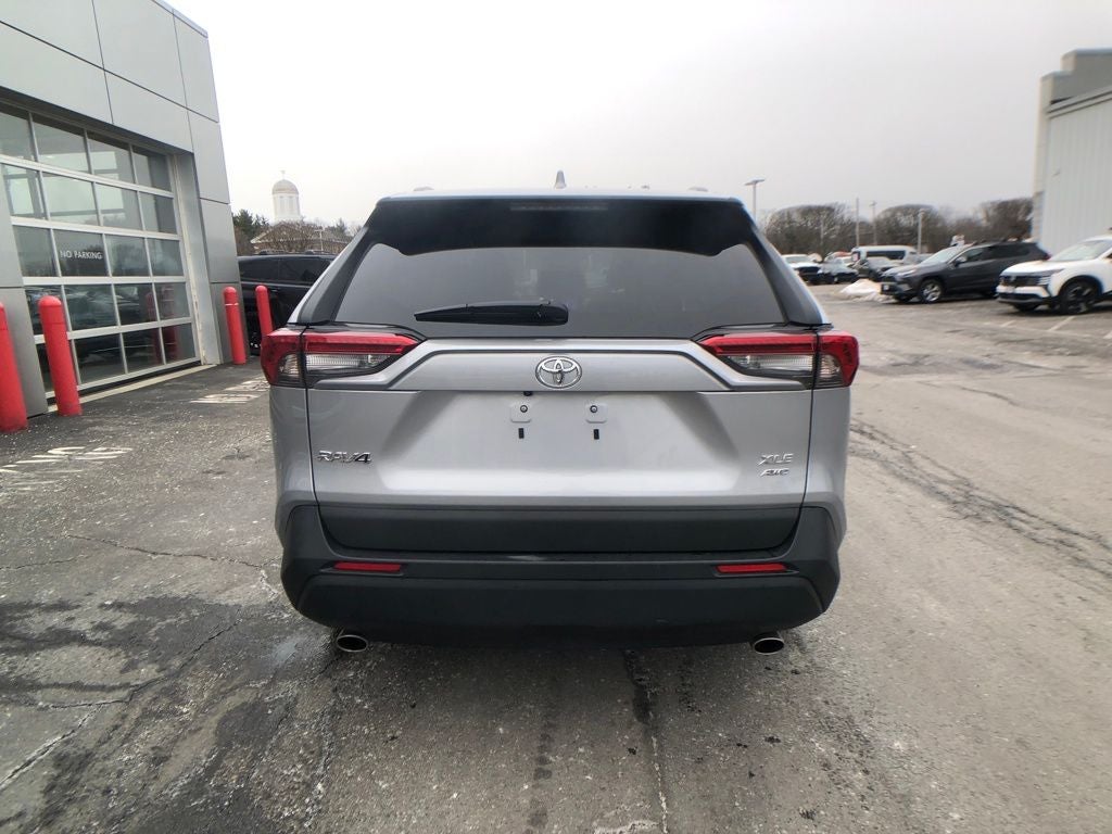 2025 Toyota RAV4 XLE