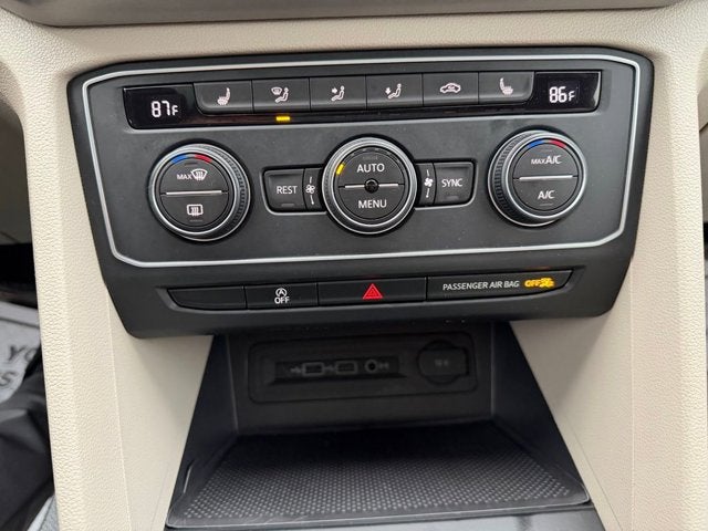 2020 Volkswagen Atlas 3.6L V6 SE w/Technology