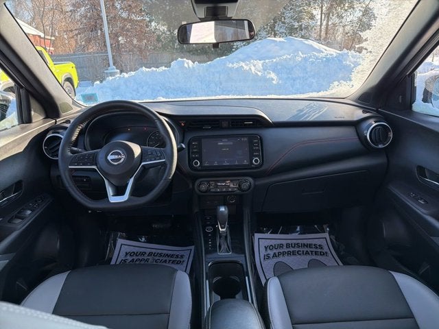 2024 Nissan Kicks SR