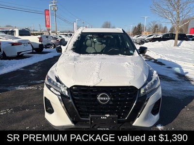 2024 Nissan Kicks SR
