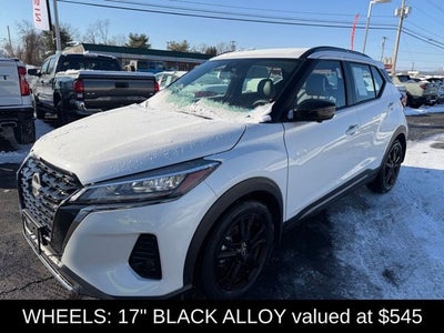 2024 Nissan Kicks SR