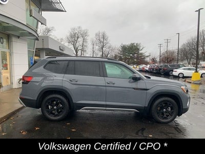 2025 Volkswagen Atlas 2.0T Peak Edition