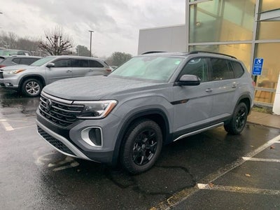 2025 Volkswagen Atlas 2.0T Peak Edition