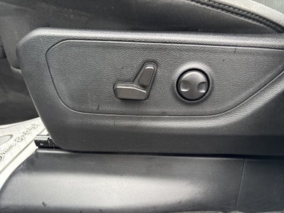 2022 RAM 1500 Big Horn/Lone Star 4D Quad Cab