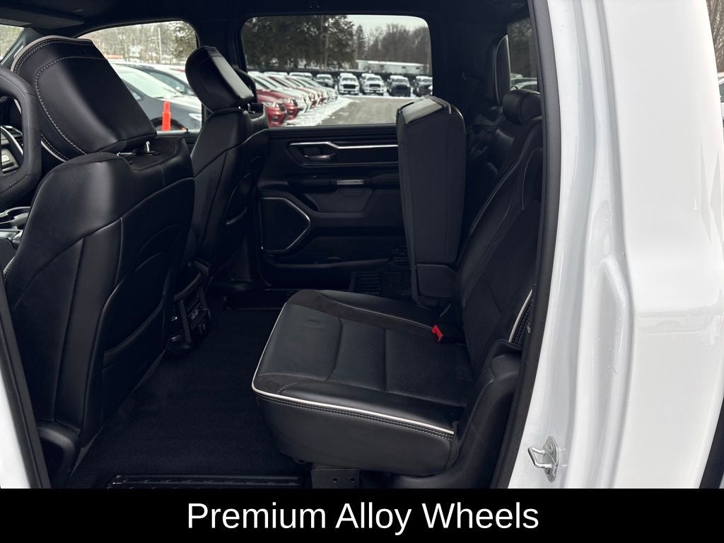 2025 RAM 1500 Laramie 4D Crew Cab