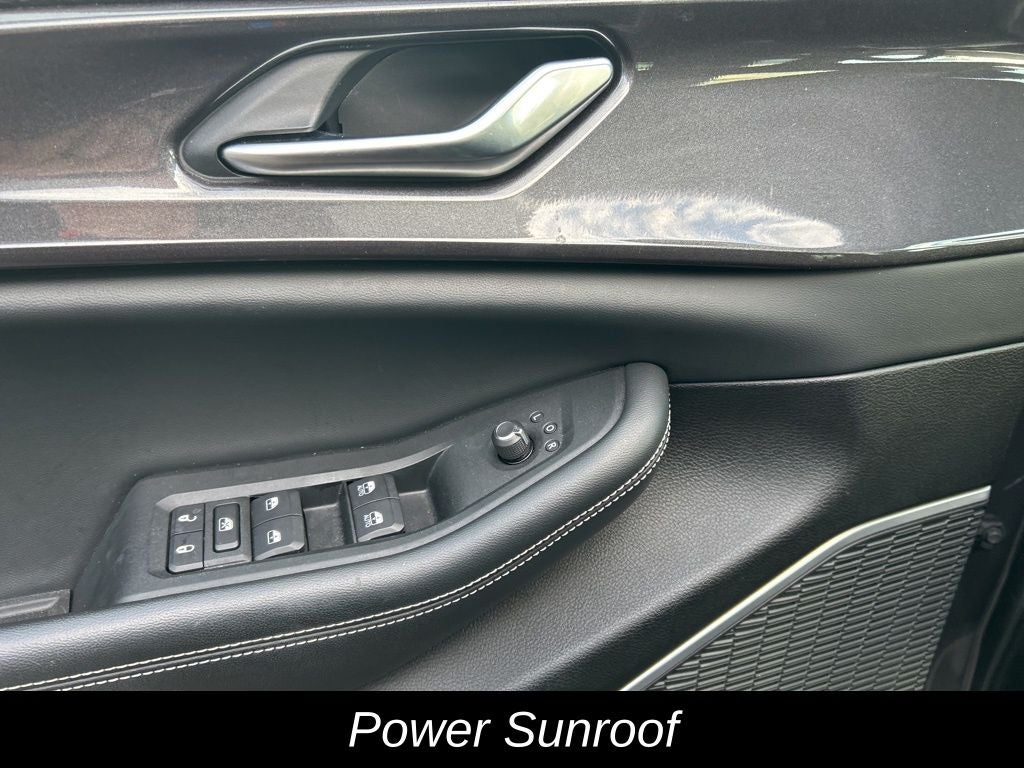 2022 Jeep Grand Cherokee L Laredo