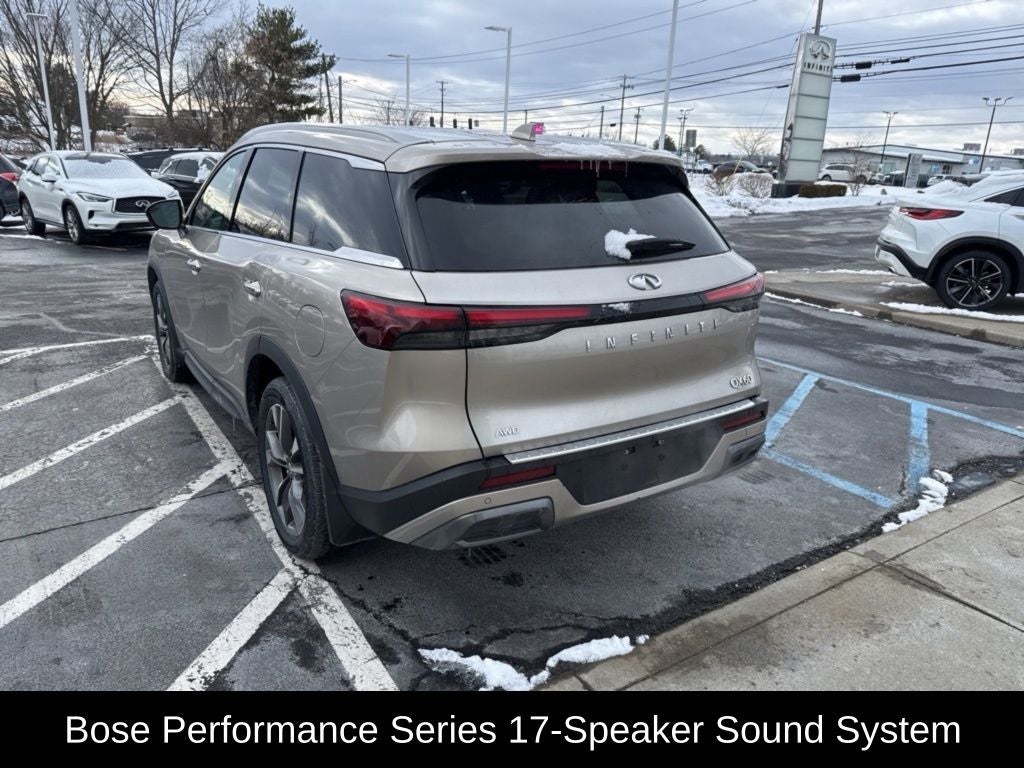 2022 INFINITI QX60 LUXE