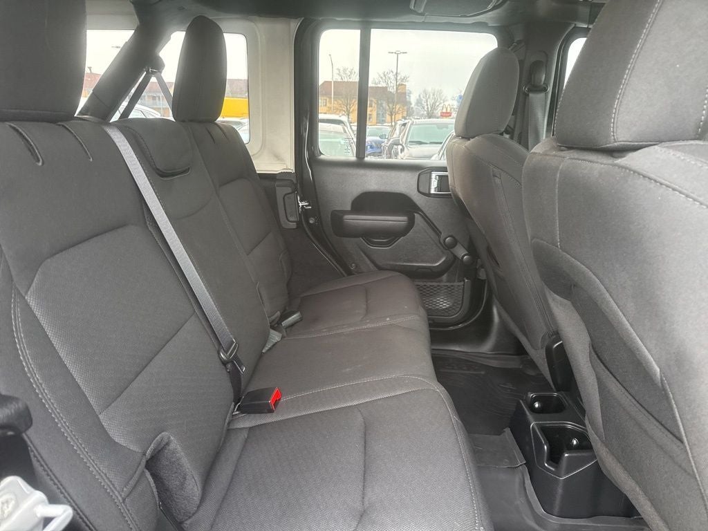 2022 Jeep Wrangler Unlimited Sport