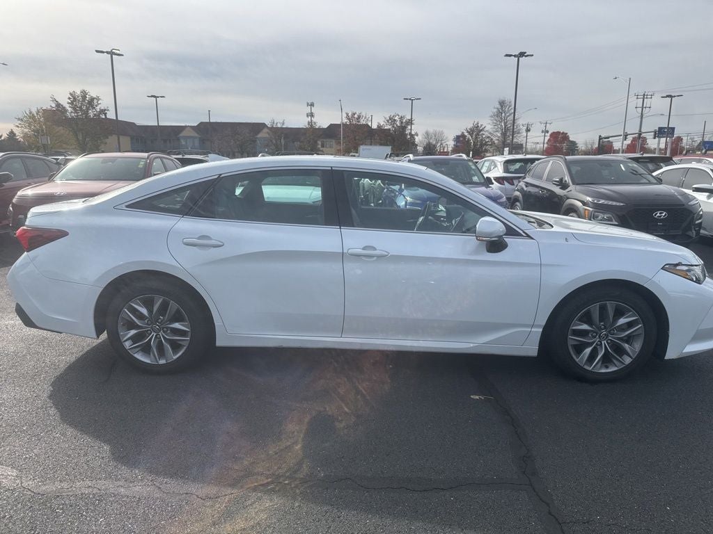 2019 Toyota Avalon XLE
