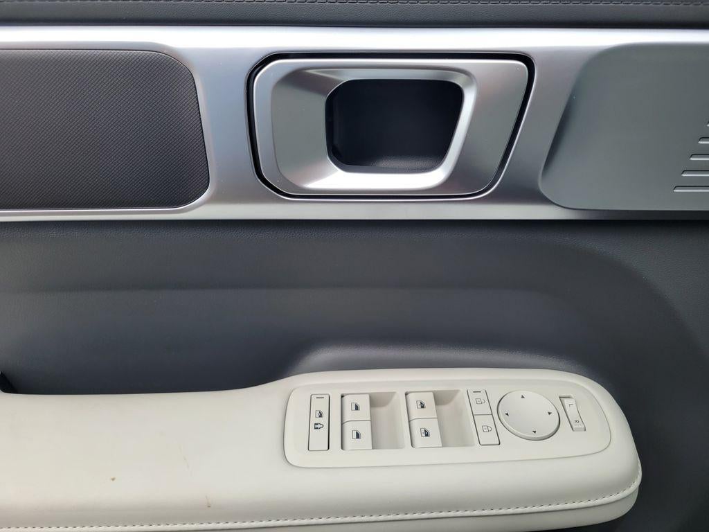 2025 Hyundai SANTA FE HYBRID SEL