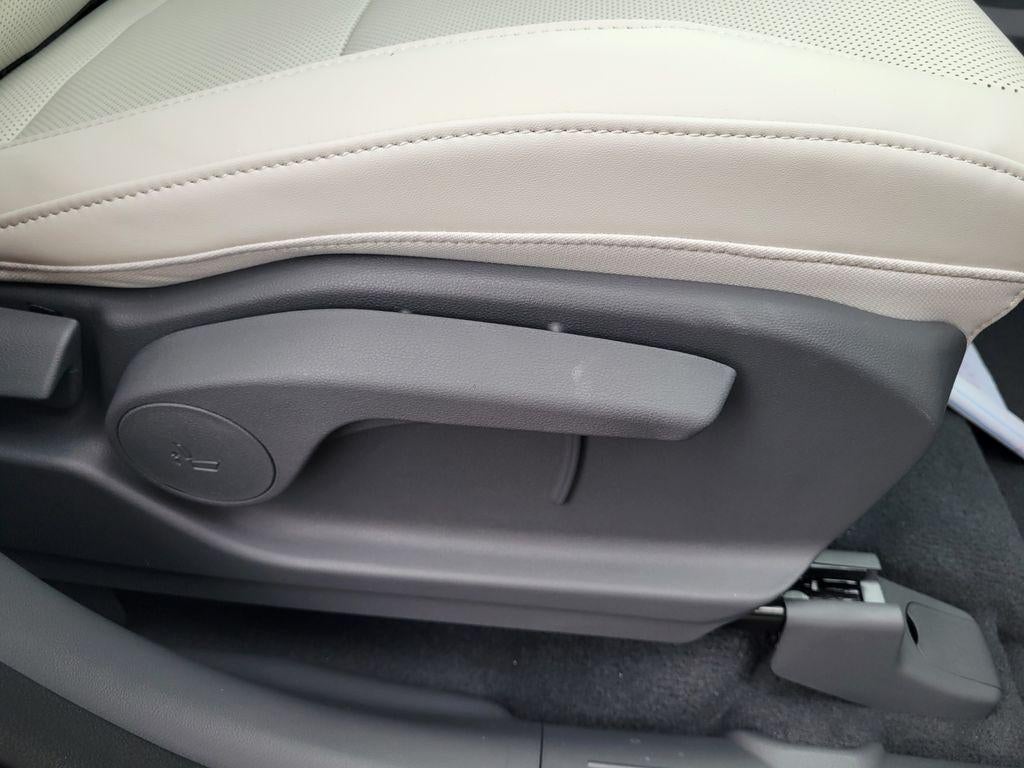 2025 Hyundai SANTA FE HYBRID SEL