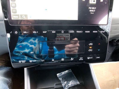 2024 Hyundai TUCSON PLUG-IN HYBRID SEL