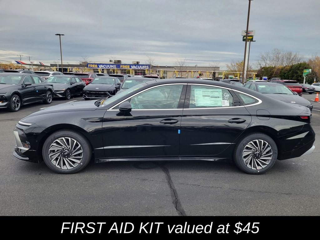 2026 Hyundai SONATA HYBRID Limited
