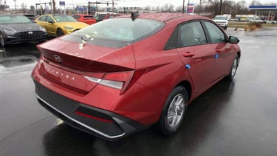 2026 Hyundai ELANTRA SE