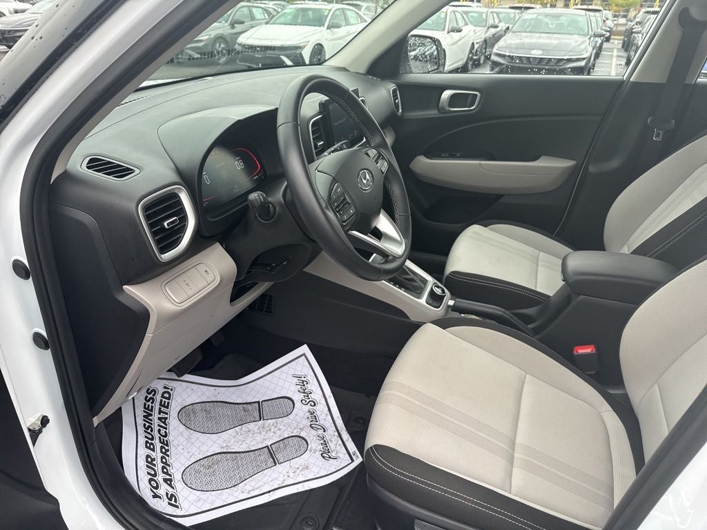 2024 Hyundai VENUE SEL
