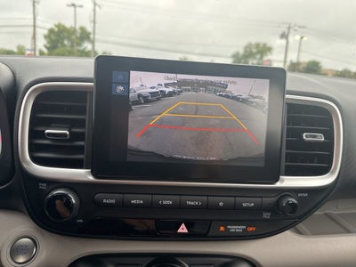 2024 Hyundai VENUE SEL