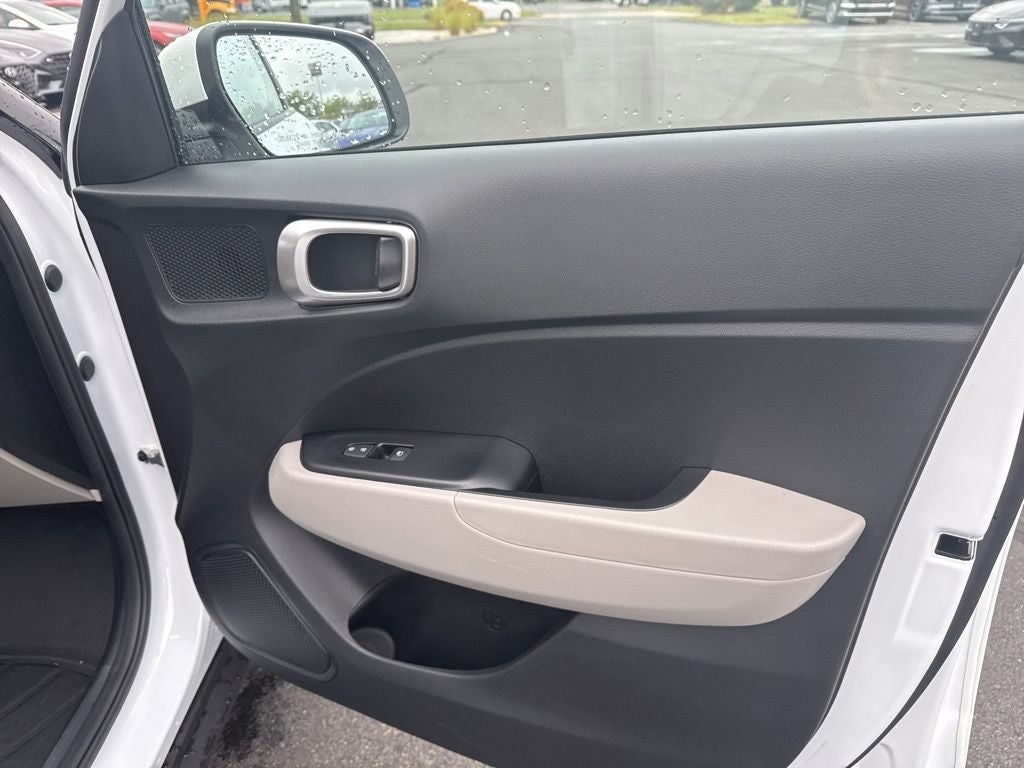 2024 Hyundai VENUE SEL