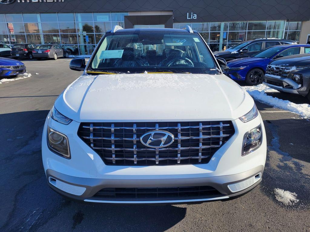 2026 Hyundai VENUE SEL W/Two-Tone Roof