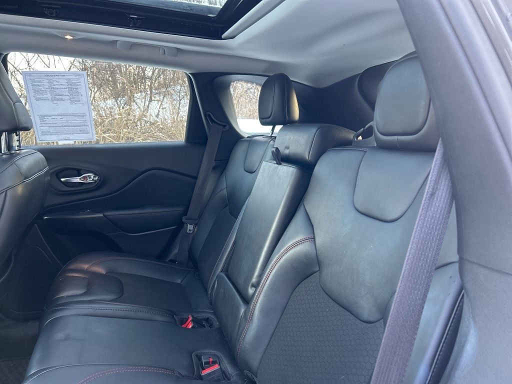 2022 Jeep Cherokee Trailhawk