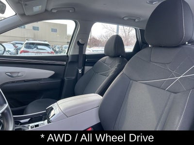 2023 Hyundai TUCSON SE