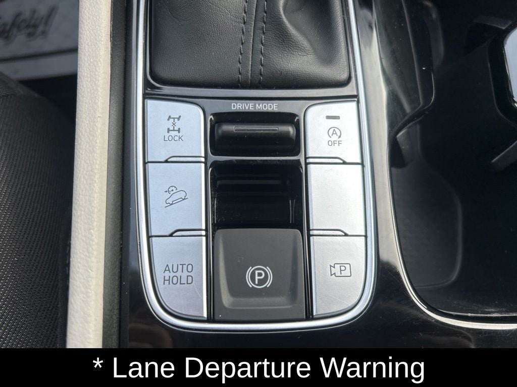 2023 Hyundai TUCSON SE