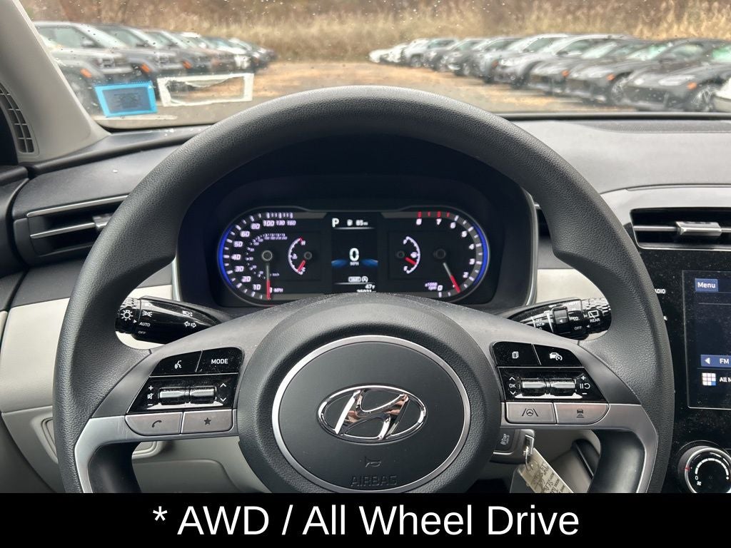 2023 Hyundai TUCSON SE