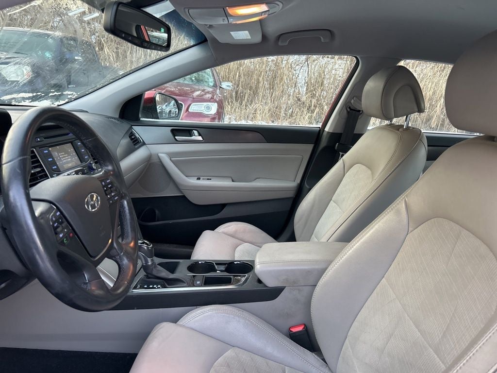 2015 Hyundai SONATA Sport