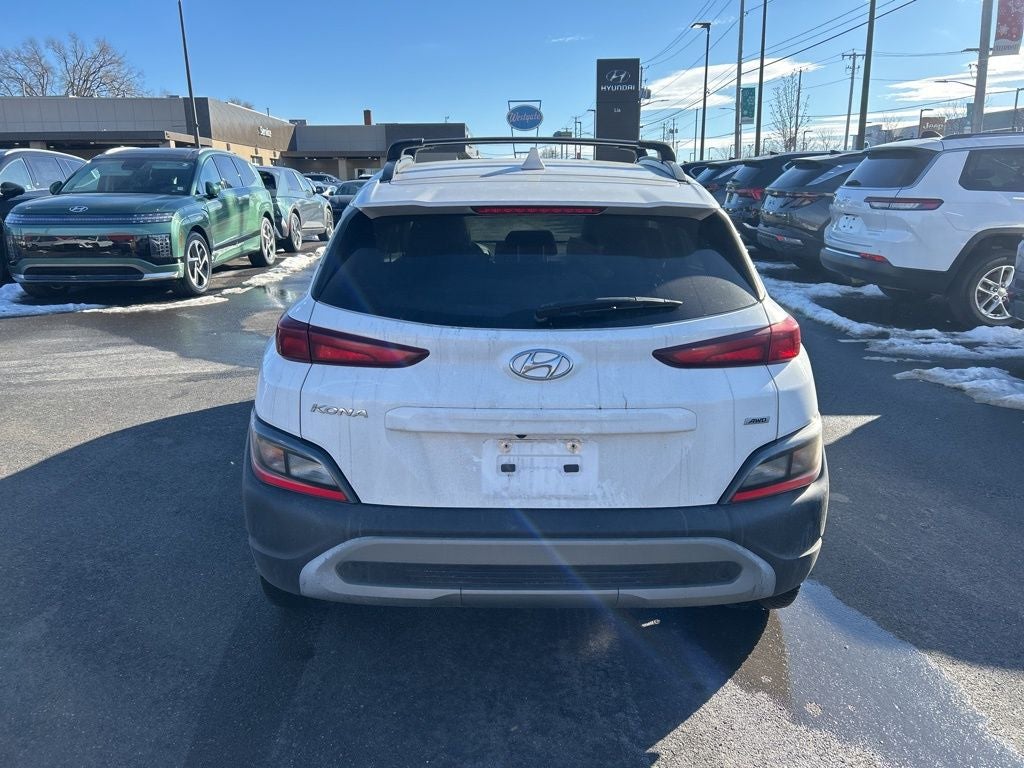 2022 Hyundai KONA SEL