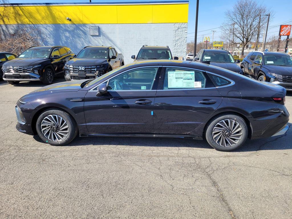 2025 Hyundai SONATA HYBRID Limited