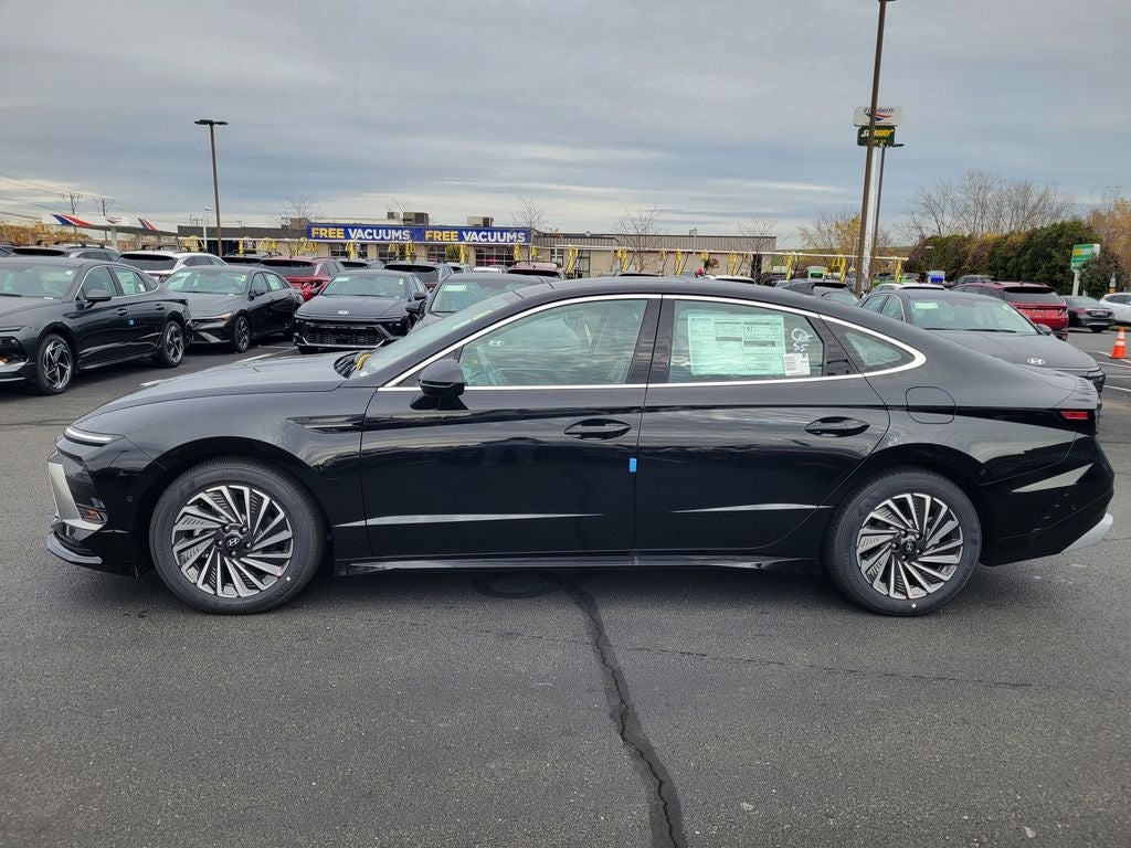 2026 Hyundai SONATA HYBRID Limited