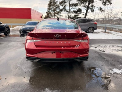 2023 Hyundai ELANTRA SEL