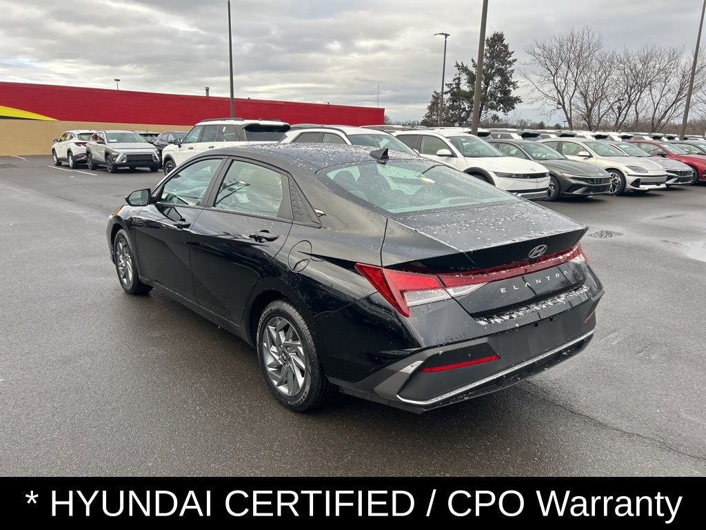2024 Hyundai ELANTRA SEL