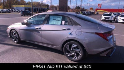 2025 Hyundai ELANTRA Limited