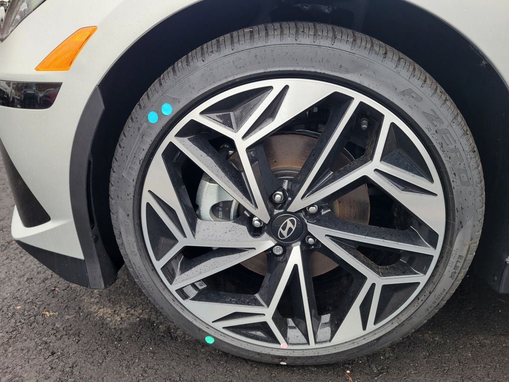 2025 Hyundai IONIQ 6 SEL