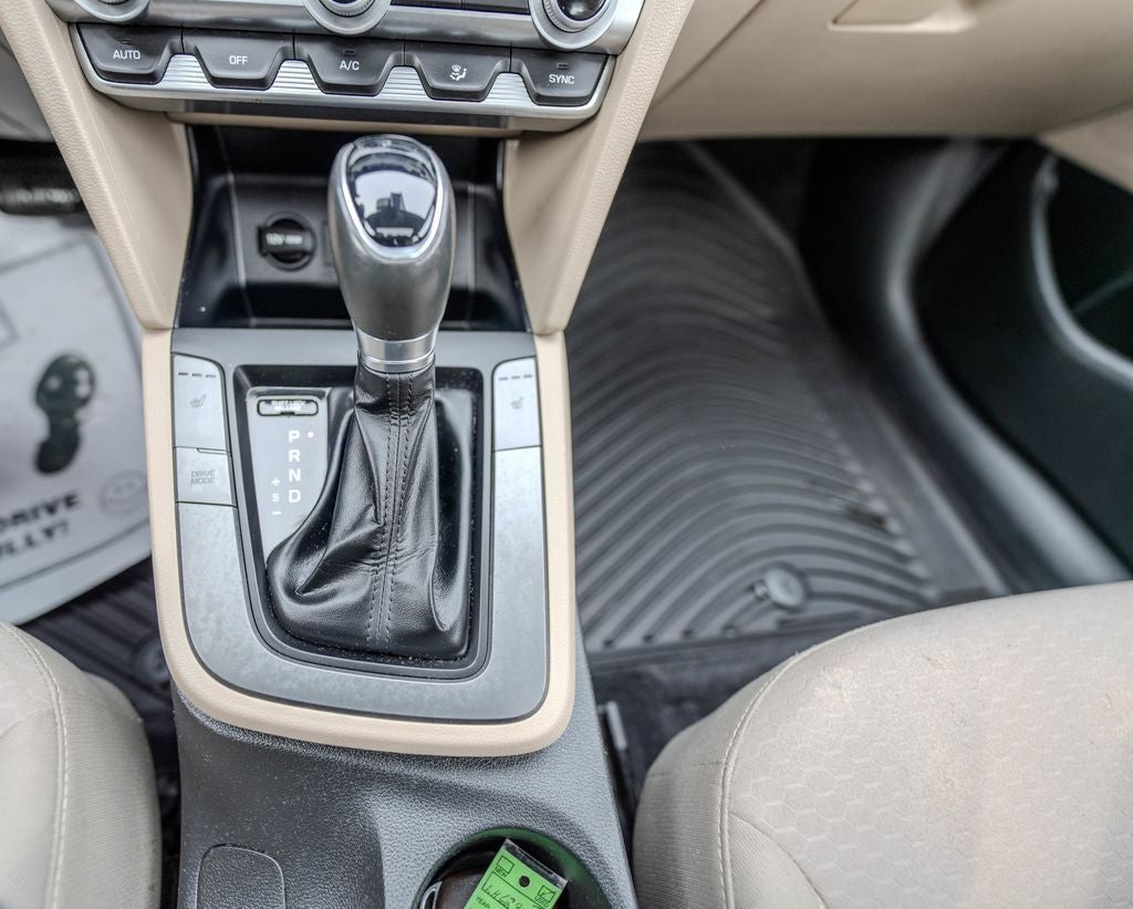 2020 Hyundai ELANTRA Value Edition