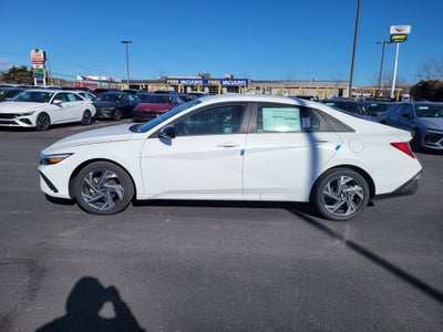 2025 Hyundai ELANTRA HYBRID SEL Sport