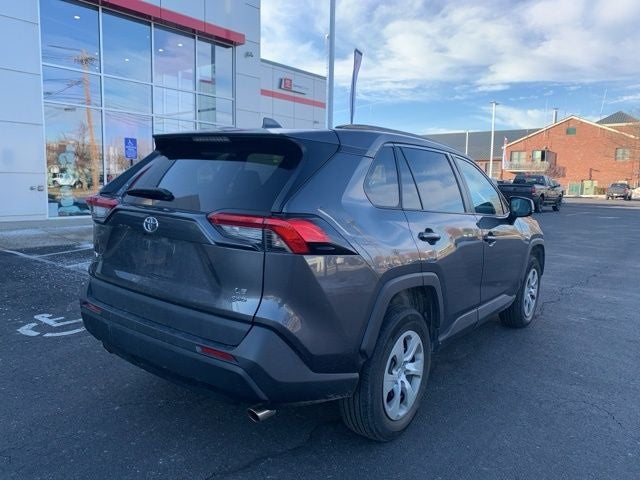 2021 Toyota RAV4 LE