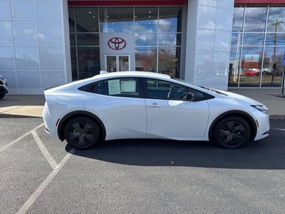 2024 Toyota Prius Prime SE